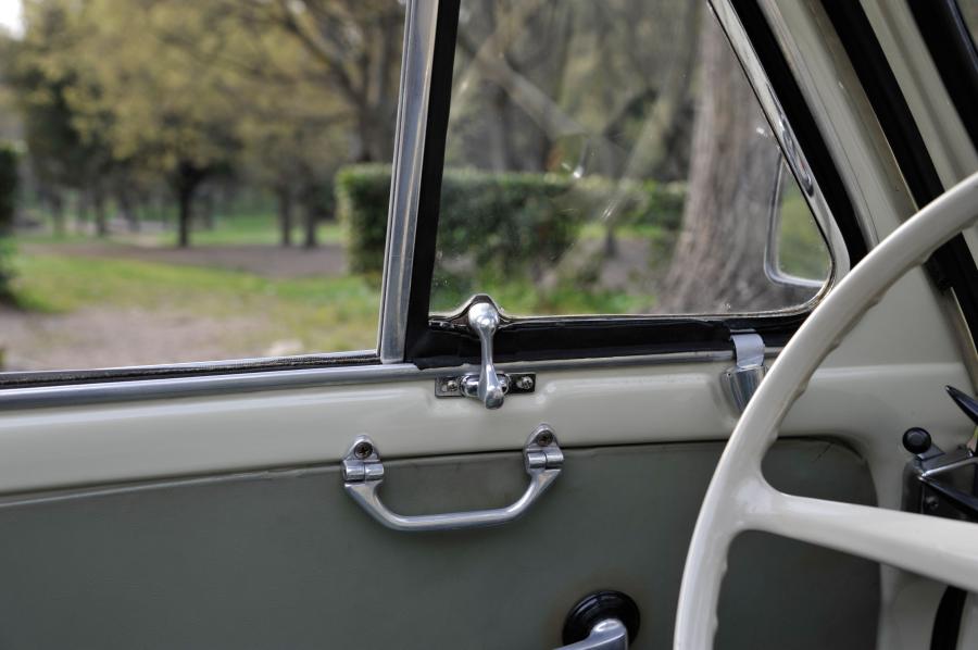  Fiat 500 Nuova 1958 года  (фото 8 из 17)